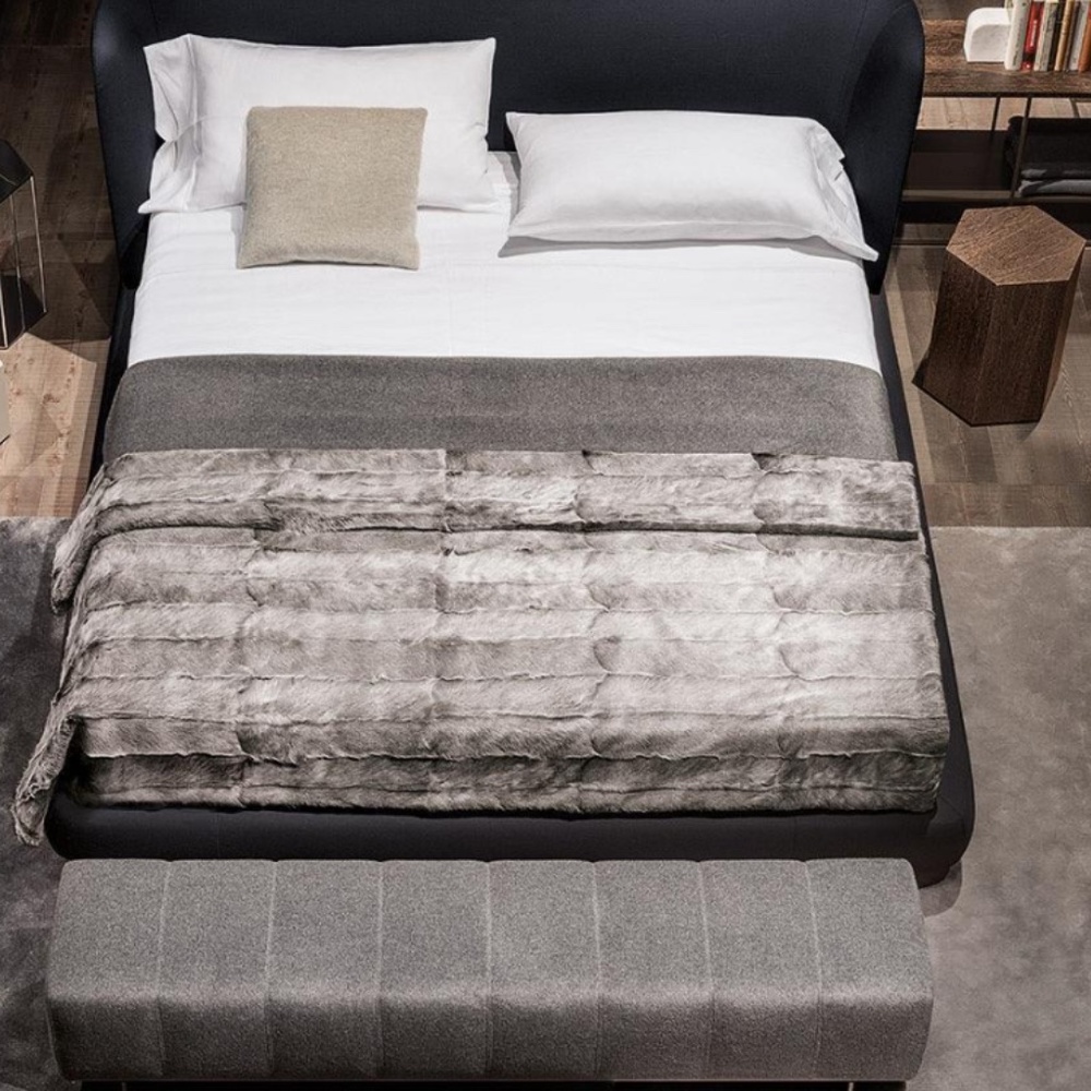 Minotti Kline Plaid Throw
